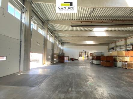 Pronájem - skladovací prostor, 12 000 m²