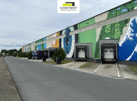 Pronájem - skladovací prostor, 2 333 m²