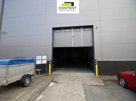 Pronájem - skladovací prostor, 661 m²