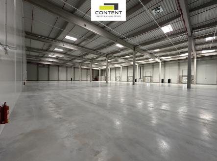 Pronájem - skladovací prostor, 3 300 m²