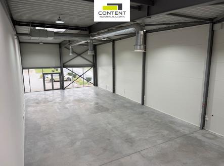 Pronájem - skladovací prostor, 395 m²