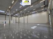 Pronájem - skladovací prostor, 874 m²