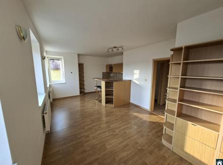 20260310_162551.jpg | Pronájem bytu, 1+kk, 33 m²