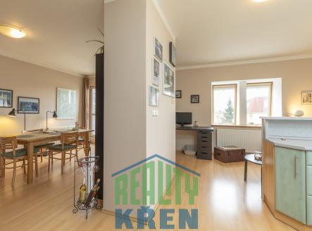 obývací pokoj s kuch. koutem | Pronájem bytu, 3+kk, 97 m²