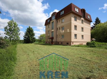 pohled na dům | Pronájem bytu, 3+kk, 97 m²