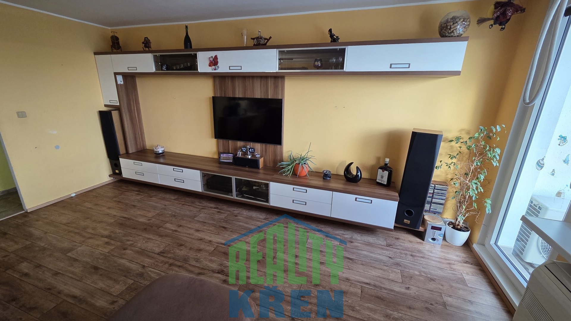 20260102_124402_resized