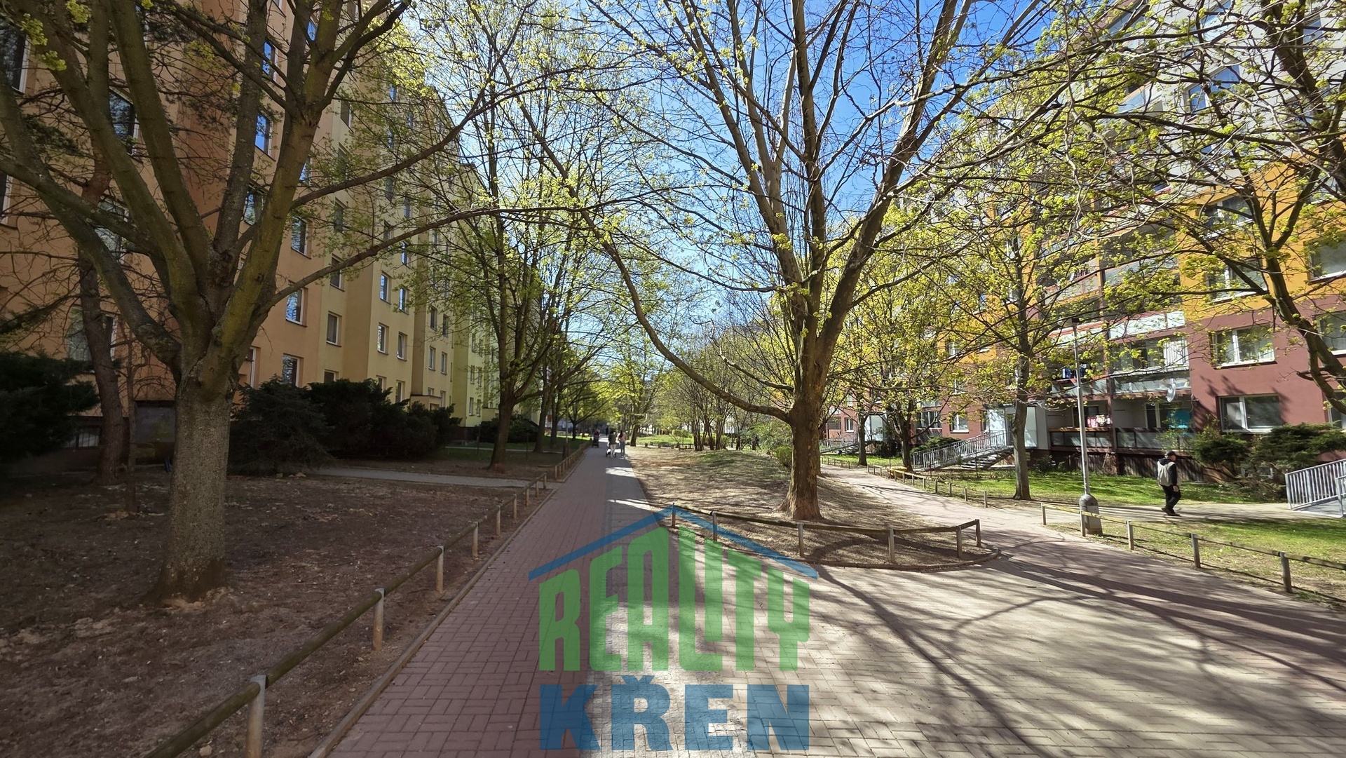 20260408_142943_resized