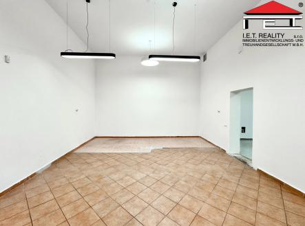 4 | Pronájem - obchodní prostor, 59 m²