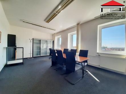 Pronájem - kanceláře, 128 m²