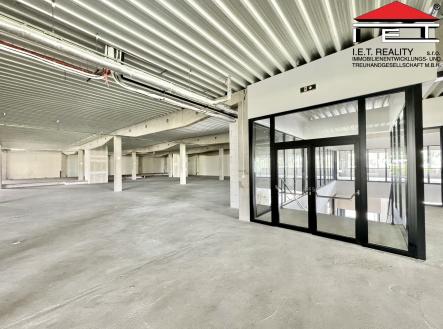 1 | Pronájem - obchodní prostor, 589 m²