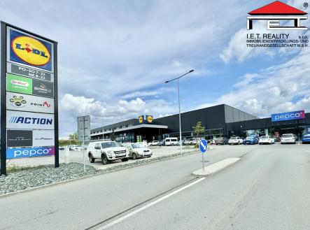 5 | Pronájem - obchodní prostor, 589 m²