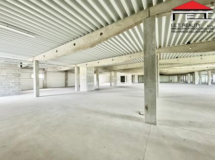 2 | Pronájem - obchodní prostor, 589 m²