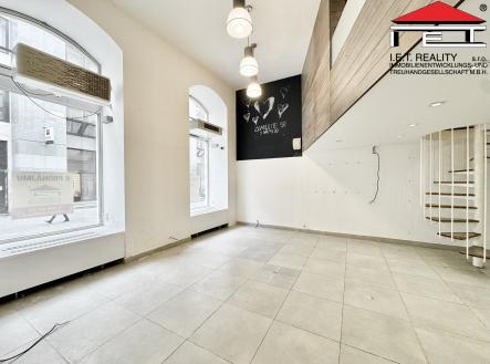 3 | Pronájem - obchodní prostor, 104 m²