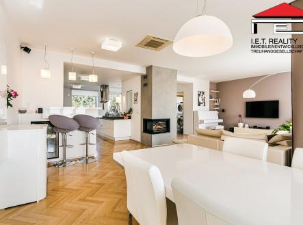 44 | Prodej - dům/vila, 332 m²