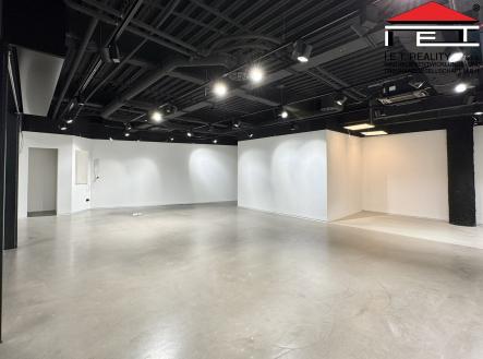 3 | Pronájem - obchodní prostor, 111 m²