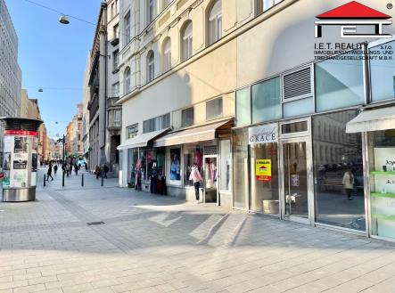 13 | Pronájem - obchodní prostor, 91 m²