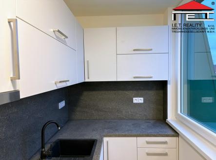kuch 1 | Pronájem bytu, 2+1, 37 m²