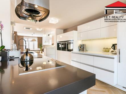36 | Prodej - nájemní dům, 332 m²