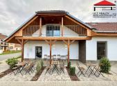Pronájem - restaurace, 98 m²