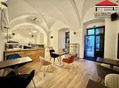Pronájem - restaurace, 211 m²