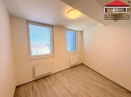 13 | Pronájem bytu, 2+1, 37 m²