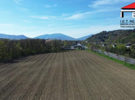 Prodej - pozemek pro komerční výstavbu, 5 881 m² obrázek
