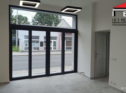 IMG_20250530_100711 | Pronájem - obchodní prostor, 33 m²
