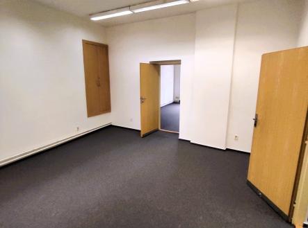 IMG-20231129-WA0015 | Pronájem - kanceláře, 110 m²