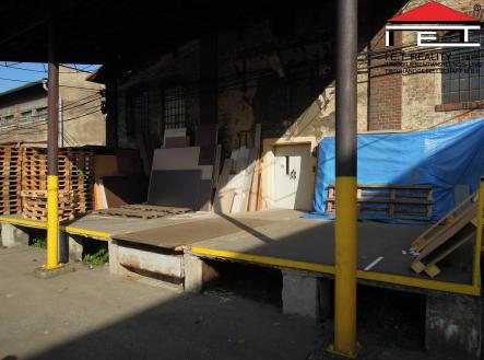 DSCN5682 | Pronájem - komerční objekt, sklad, 276 m²