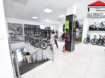 AKR_2692 | Pronájem - obchodní prostor, 460 m²