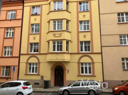 Pronájem bytu, 3+1, 95 m²