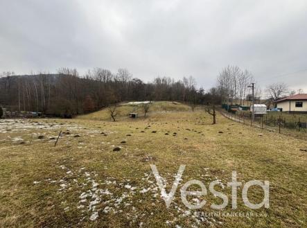 Prodej - pozemek, zahrada, 4 400 m²