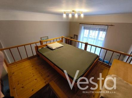 Pronájem bytu, 2+1, 77 m²