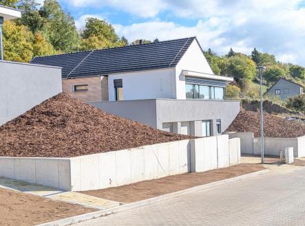 Prodej - dům/vila, 225 m² obrázek