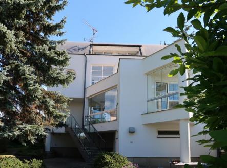 Prodej - dům/vila, 500 m² obrázek