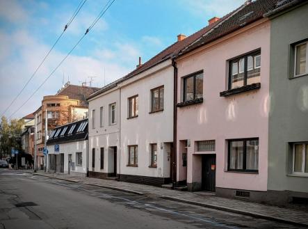 PXL_20251023_074130701.MP~3 a.jpg | Prodej - dům/vila, 180 m²