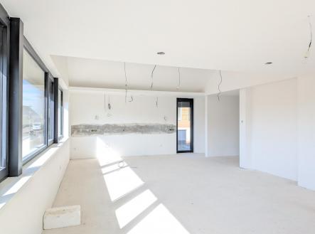 PXL_20251008_091652946.MP.jpg | Prodej - dům/vila, 205 m²