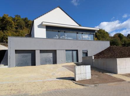 Prodej - dům/vila, 205 m² obrázek