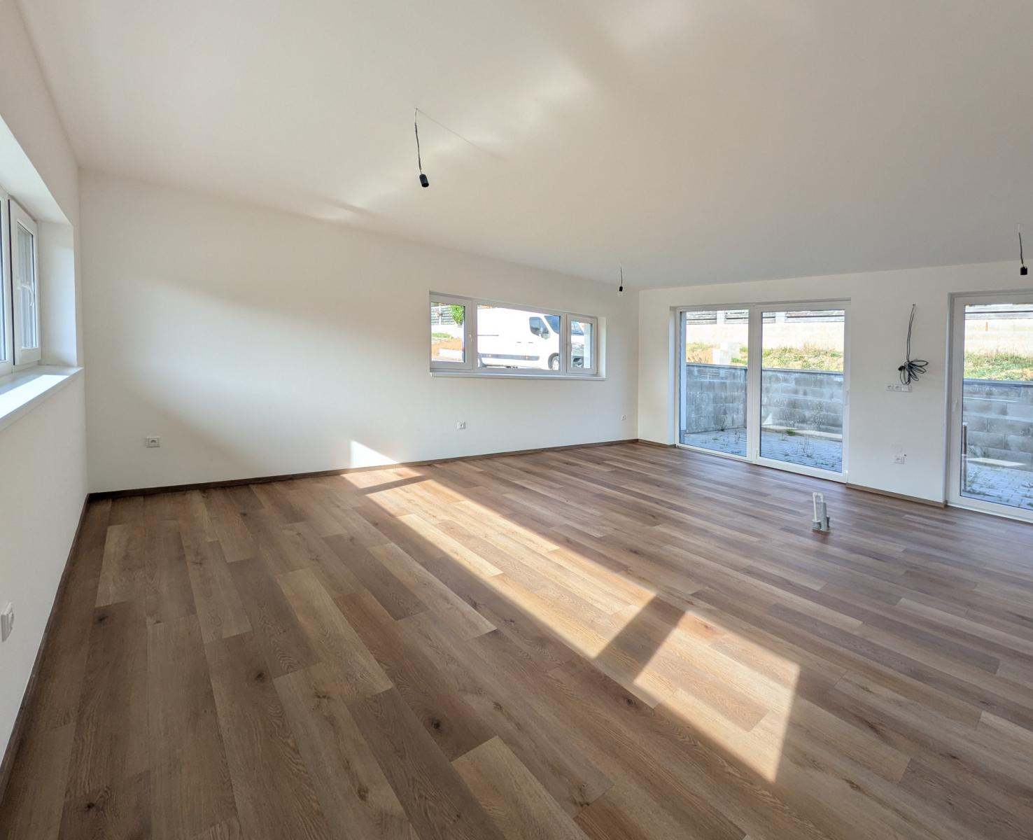 PXL_20251021_111046624.MP a.jpg