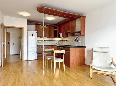 IMG_4583a.jpg | Pronájem bytu, 2+kk, 56 m²