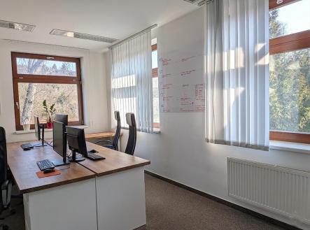 Gemini_Generated_Image_sgatc7sgatc7sgat.jpg | Prodej - nájemní dům, 1 140 m²