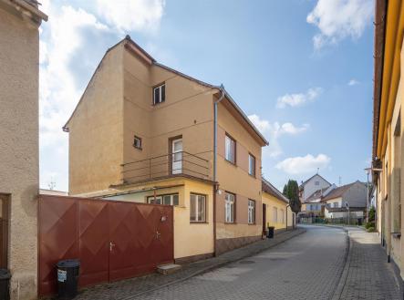 Prodej - dům/vila, 298 m²