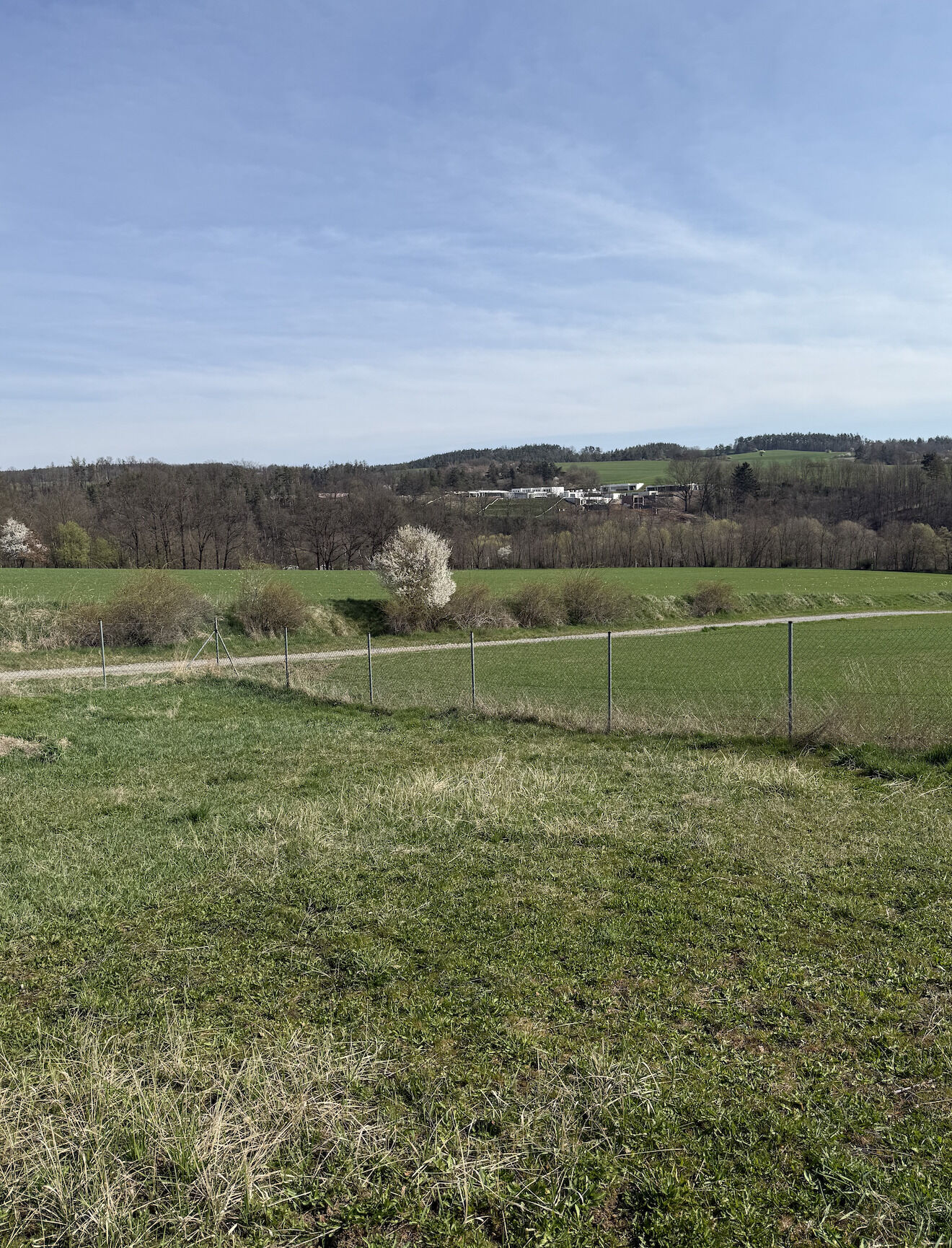 Stavební pozemek - pohled
