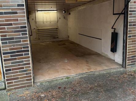 Pronájem - malý objekt/garáž