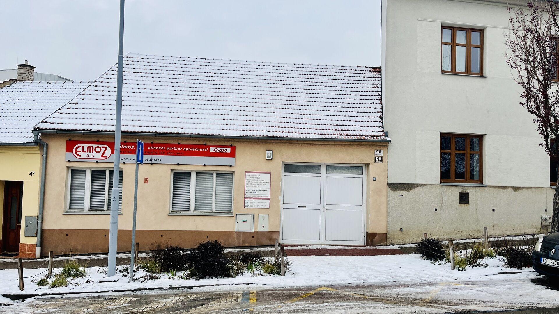 Komerční nemovitost s vjezdem a garáží, ul. Jamborova, Židenice, pozemek 946 m2