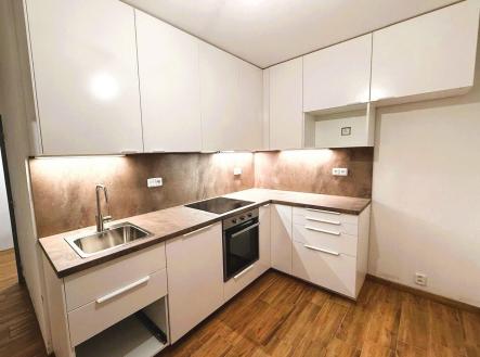 Pronájem bytu, 3+1, 72 m²