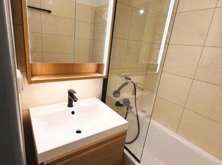 Pronájem bytu, 3+1, 72 m²