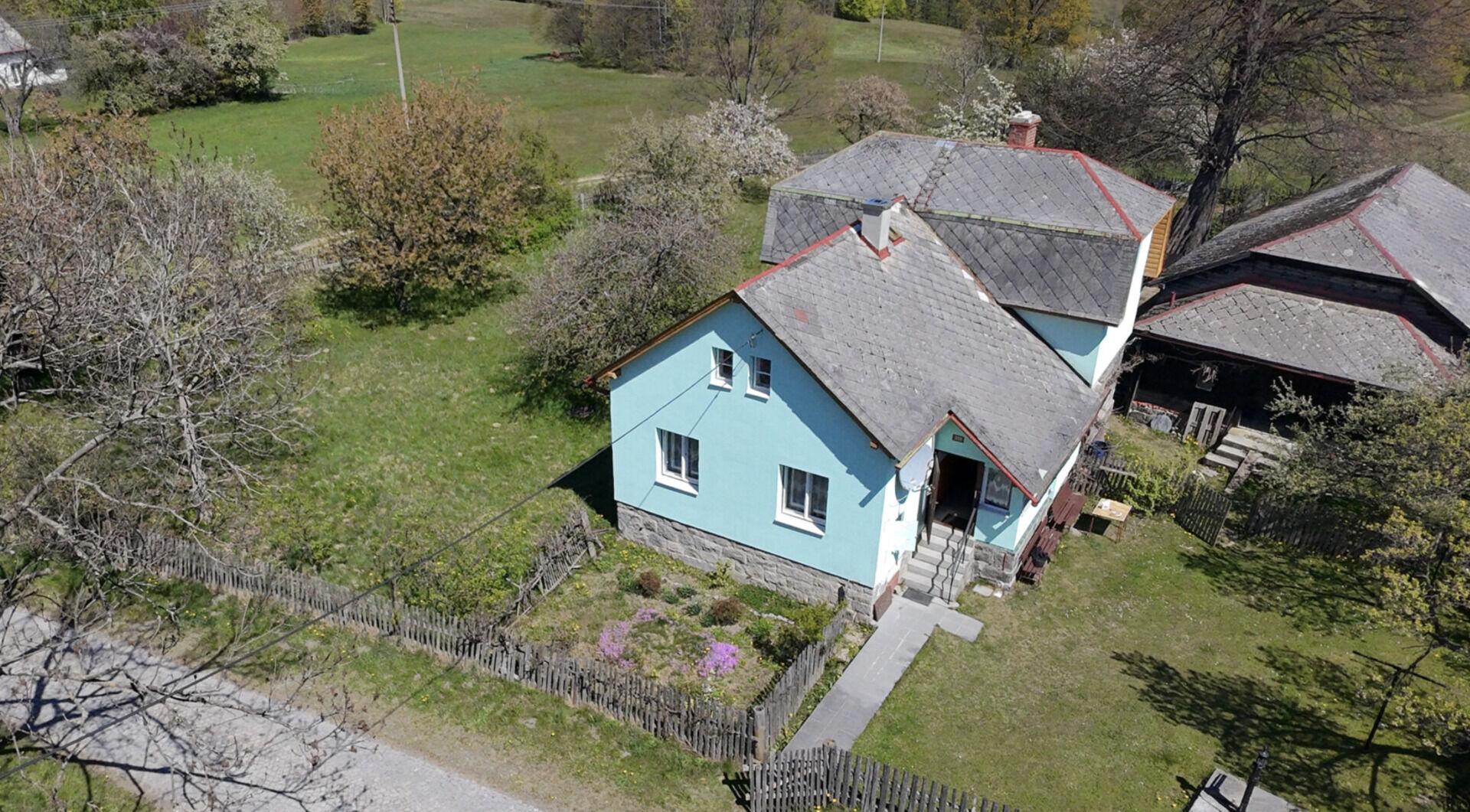 Prodej rodinného domu 101 m², pozemek 2004 m² Vápenná