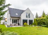Prodej - dům/vila, 242 m²