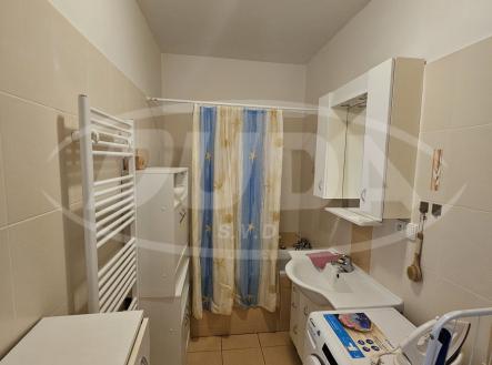 Obrázek k zakázce č.: 705996 | Pronájem bytu, 2+kk, 41 m²